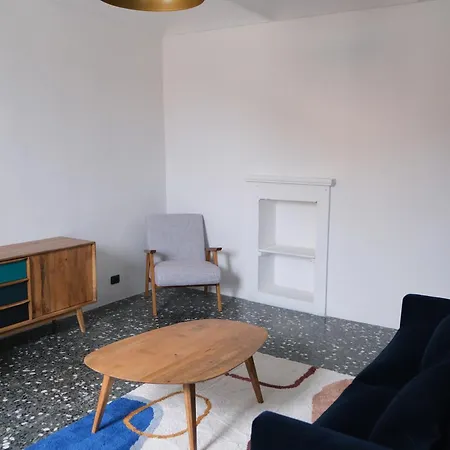 Borgo Piazza Διαμέρισμα *